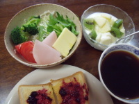 朝食